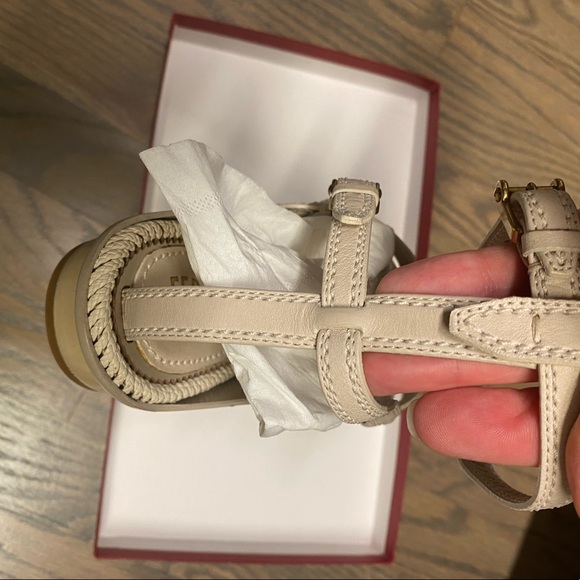 Salvatore Ferragamo Beige Leather Sharise Gladiator Sandals Size 10.5. NWT - Picture 10 of 16